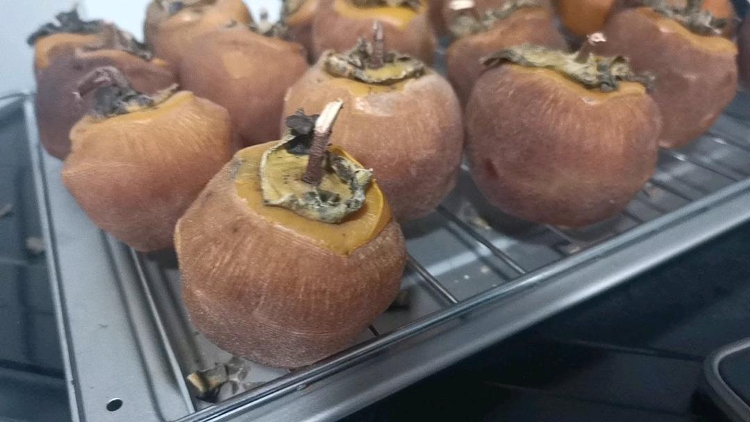 晒柿饼（家庭版DIY 吊柿饼）