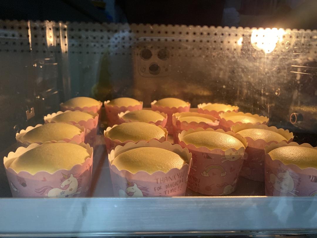 不开裂的Cupcakes纸杯蛋糕