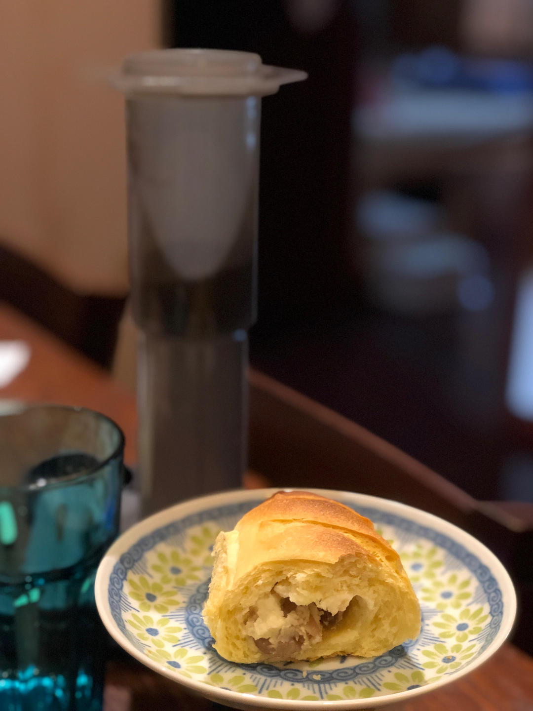 超级软的卡仕达小面包