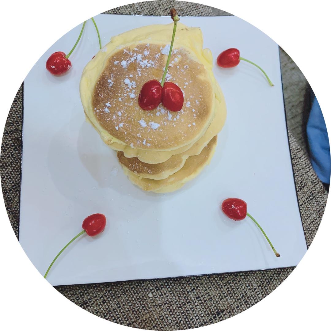 不用烤箱 15分钟无油低糖的舒芙蕾蛋糕松饼 🥞 蓬松绵软