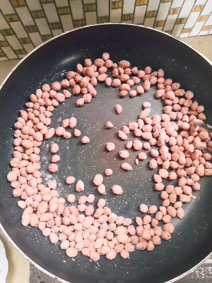 过年的快手小零食——糖霜花生