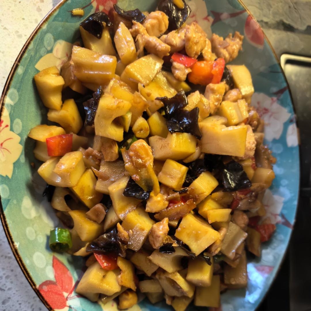 快手家常菜之酸辣藕丁，超级下饭‼