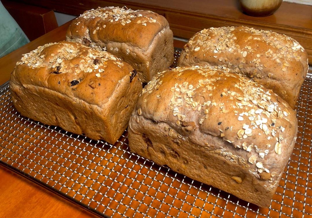 黑糖全麦杂粮吐司