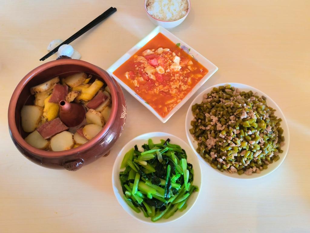 天麻火腿草芽鸡