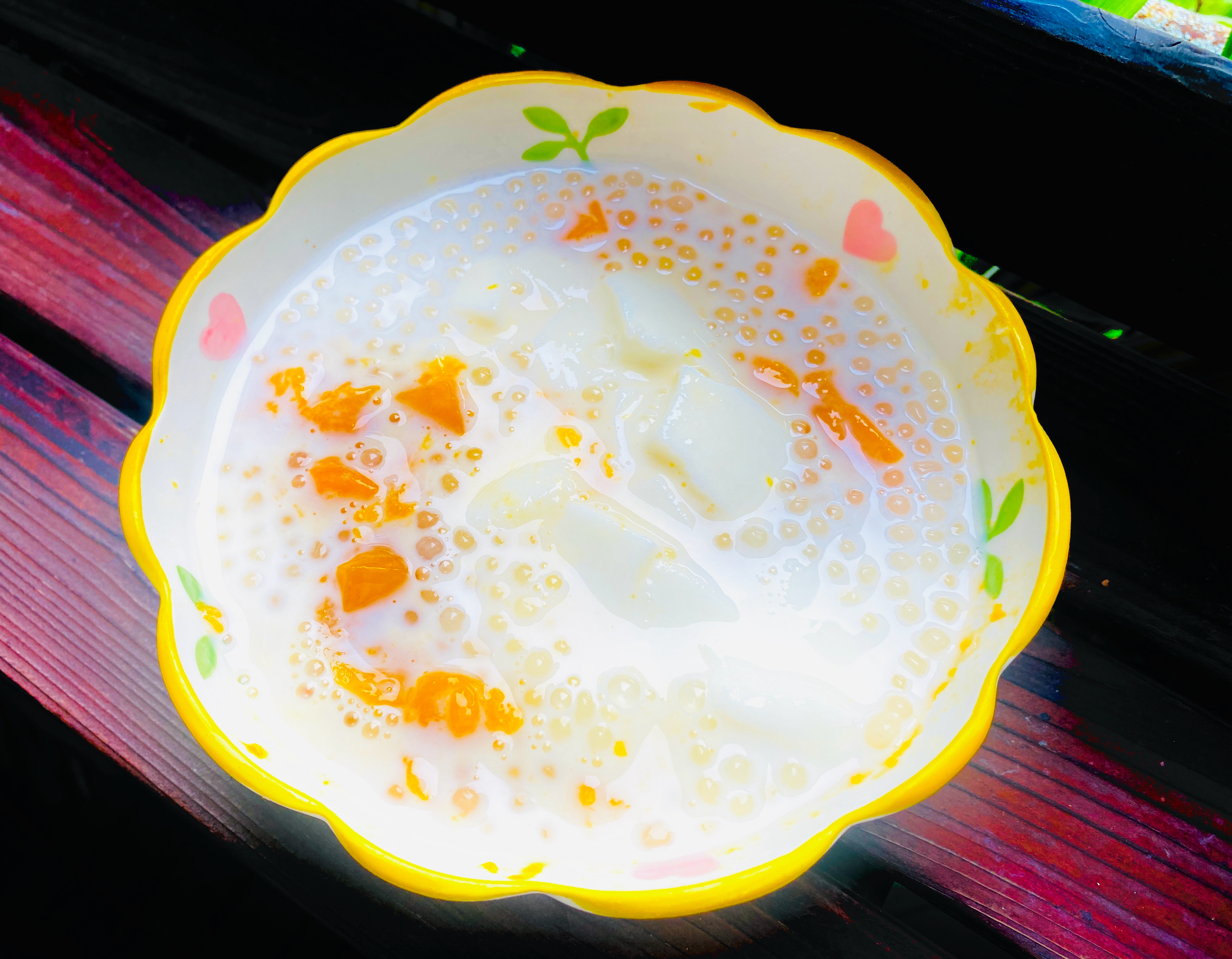 【日常甜品】杏仁奶冻芒果西米露的做法