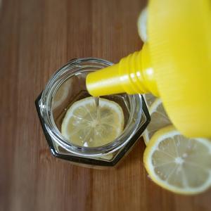 蜂蜜柠檬的做法 步骤3