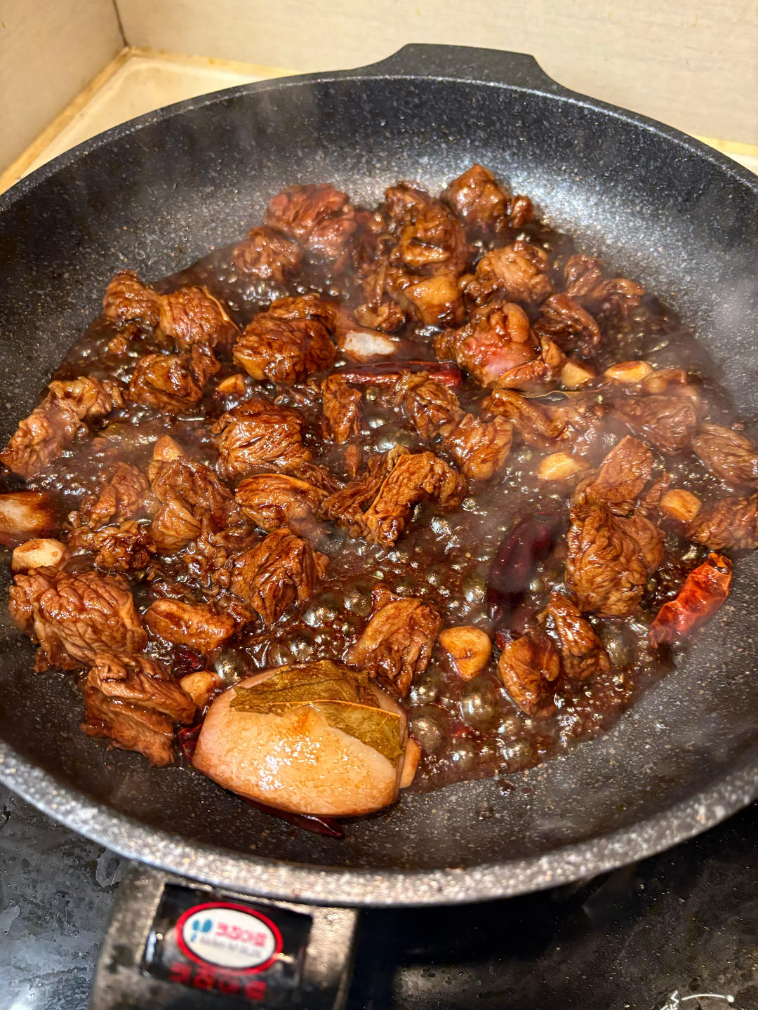 小土豆烧牛肉，红烧牛腩，好吃到舔盘