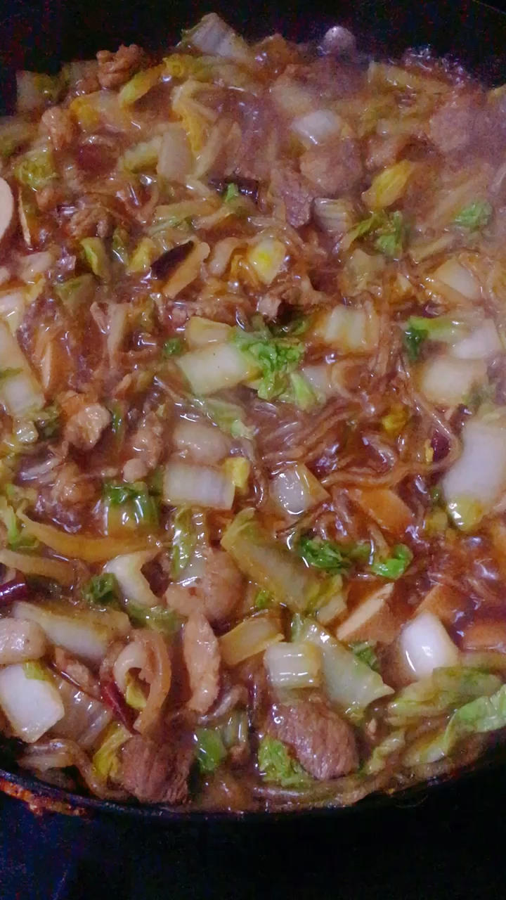 酸辣【白菜炖粉条】简单巨下饭的家常菜