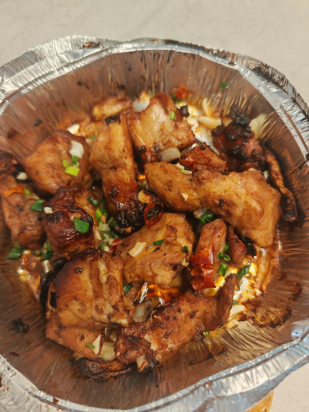 凌晨四点要排队的“广式干蒸排骨”