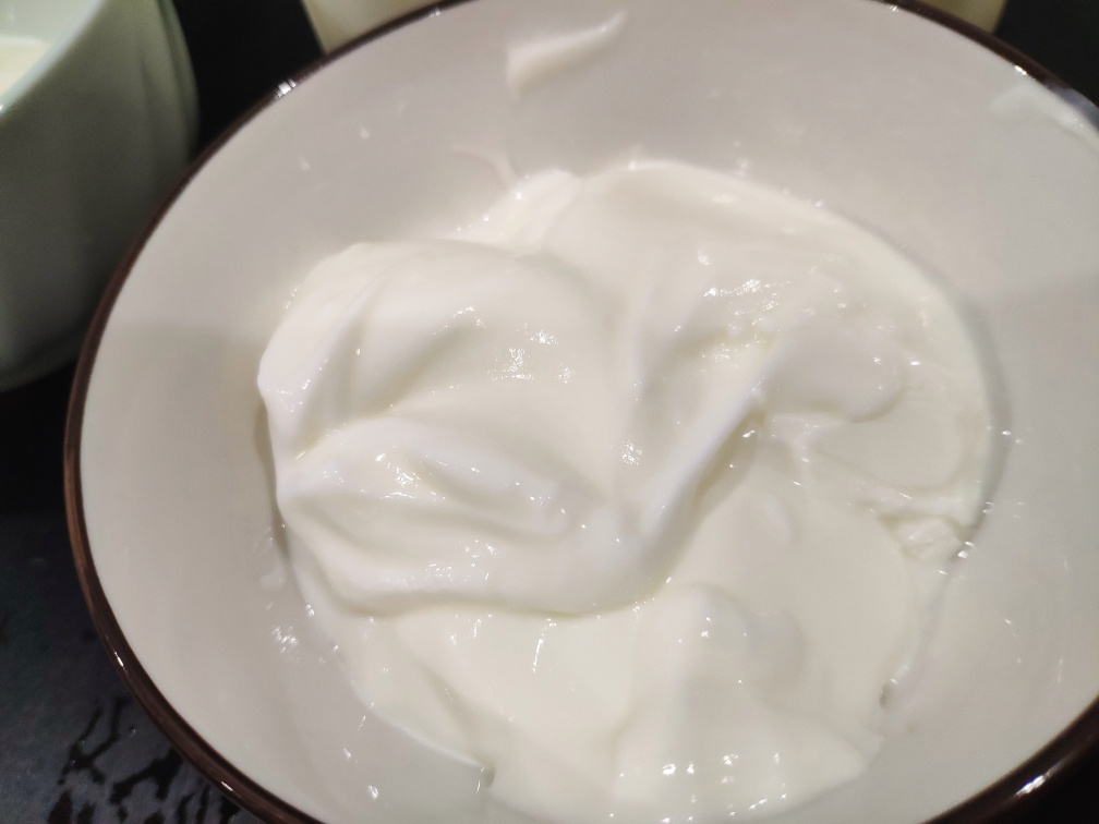 自制立体拉丝酸奶！ 不要再用酸奶做引子了！！的做法 步骤3