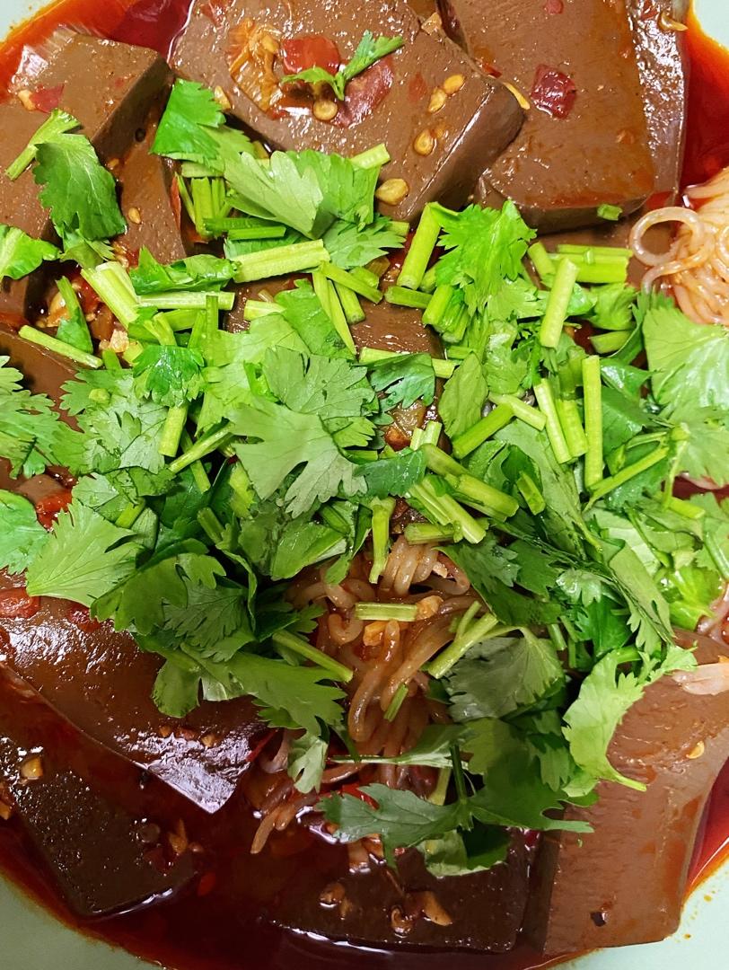 冒鸭血，让一碗白饭幸福飞起！