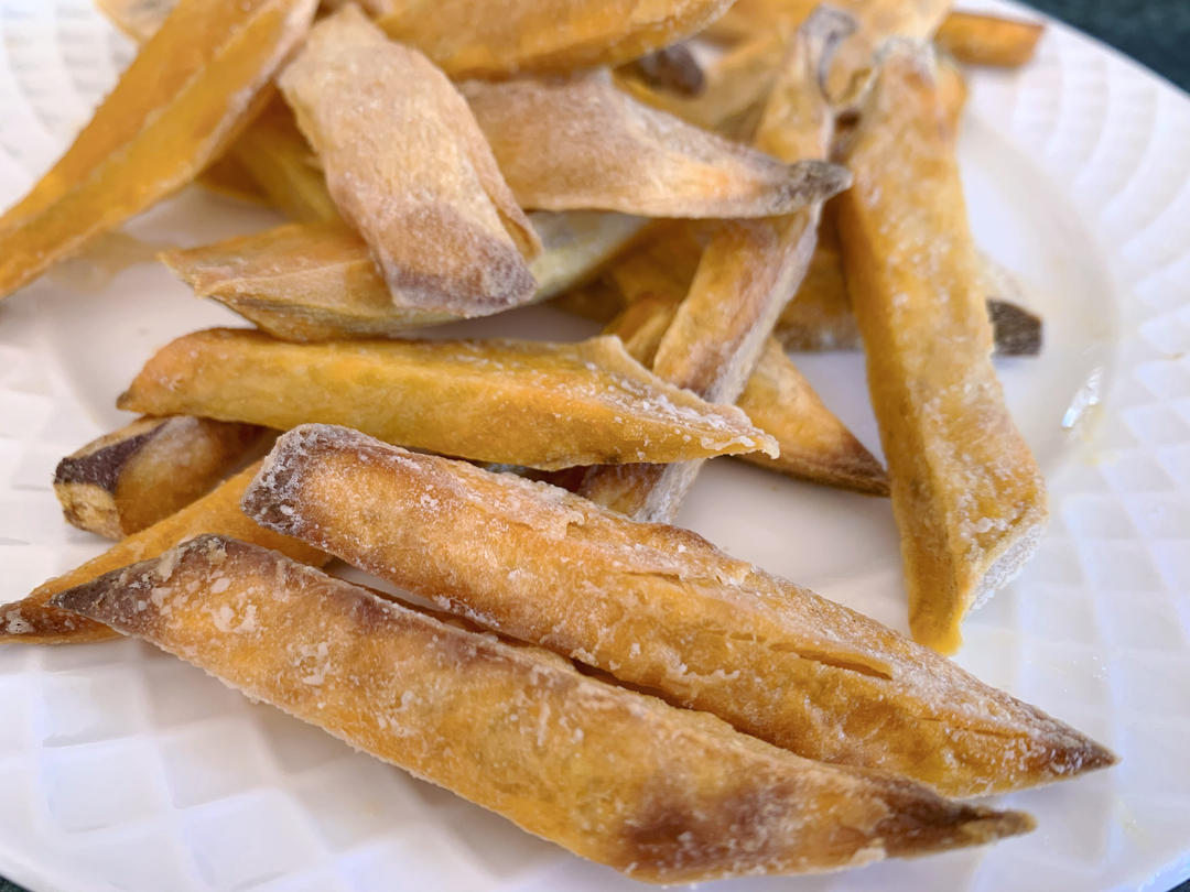 Sweet potato fries (Air Fryer)的做法