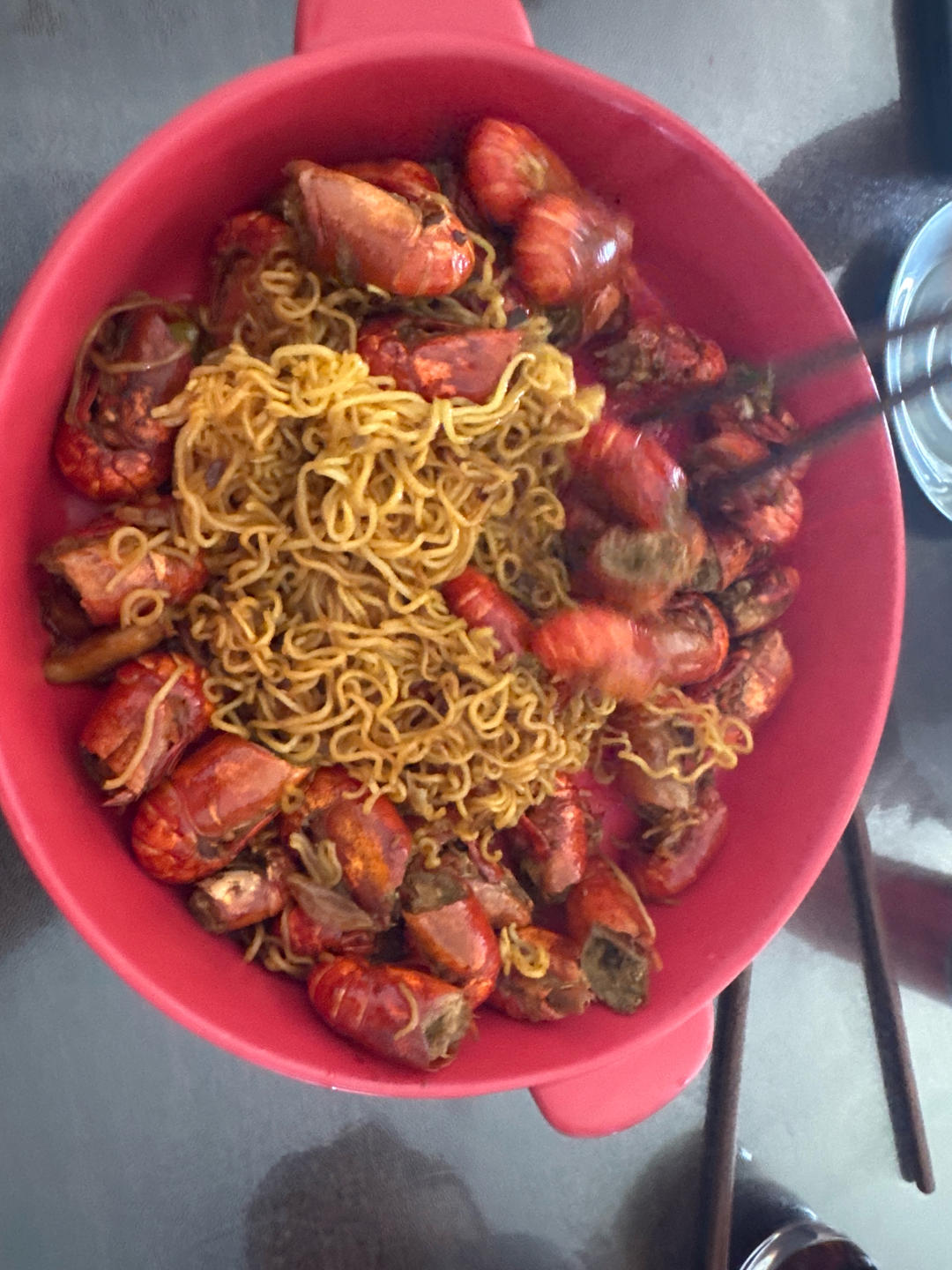 好吃的小龙虾拌面