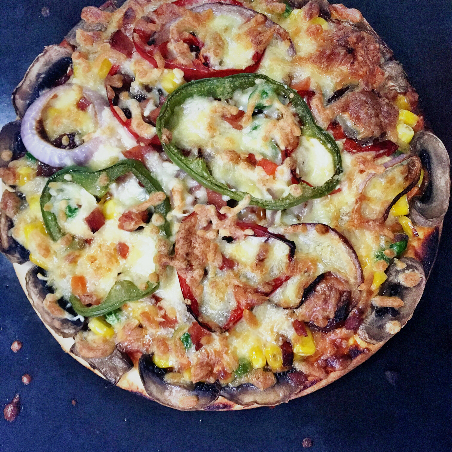 8寸纯手工什锦披萨