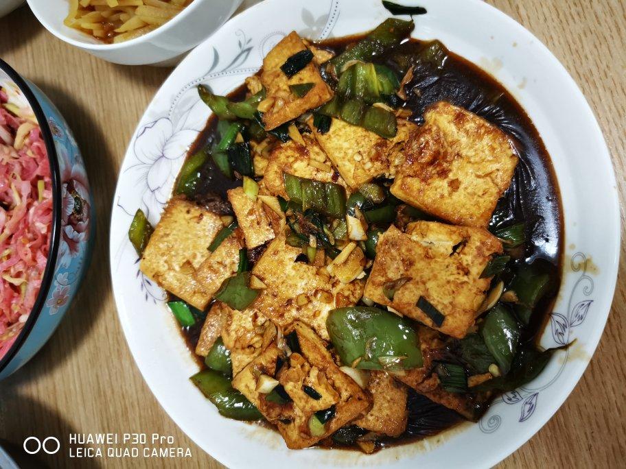 青椒炒豆腐