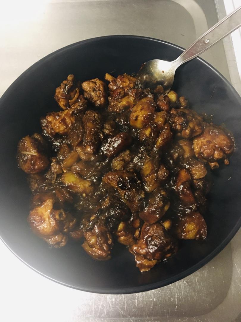 红烧鸡翅炖土豆