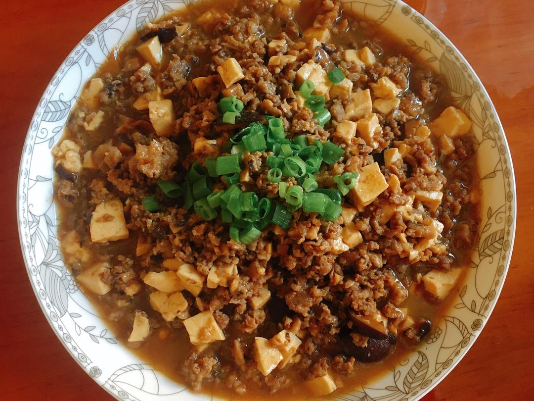 超级下饭的香菇肉沫豆腐