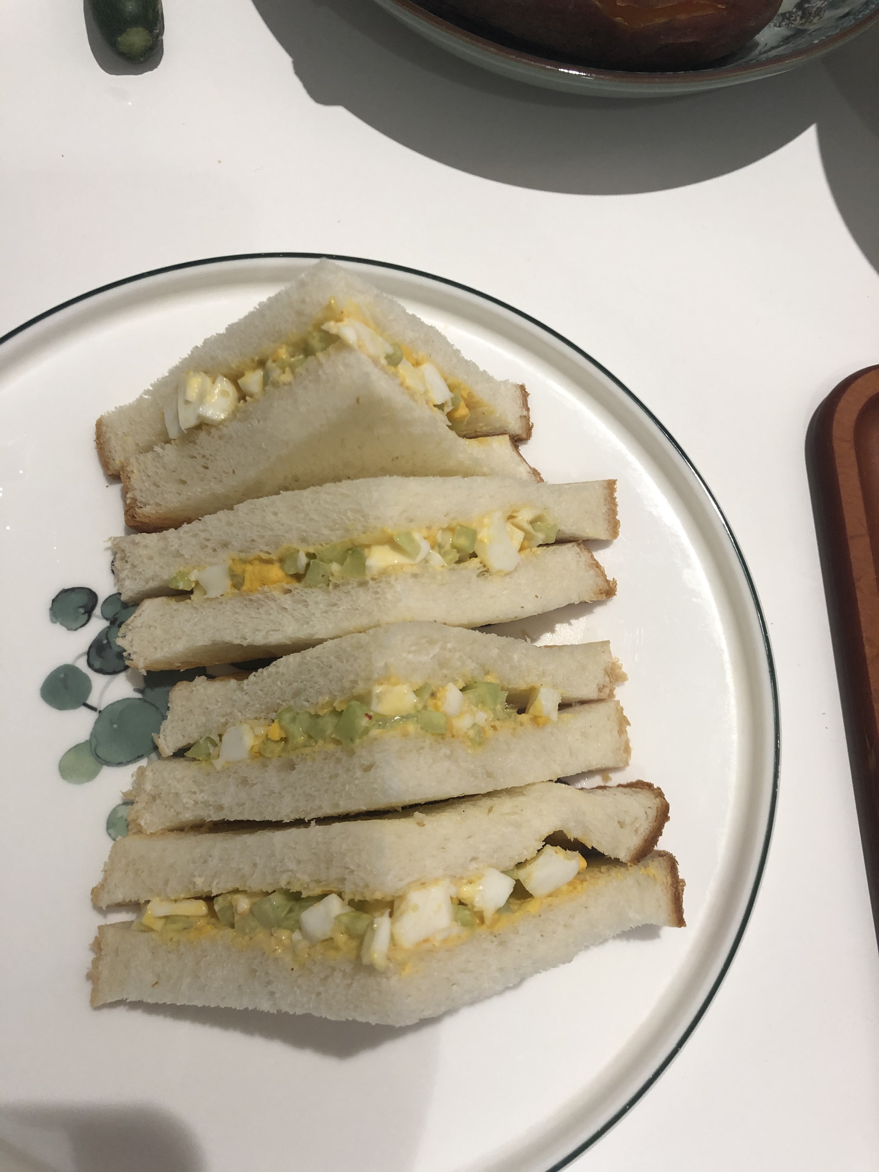 快手早餐鸡蛋三明治，深夜食堂版的做法 步骤5