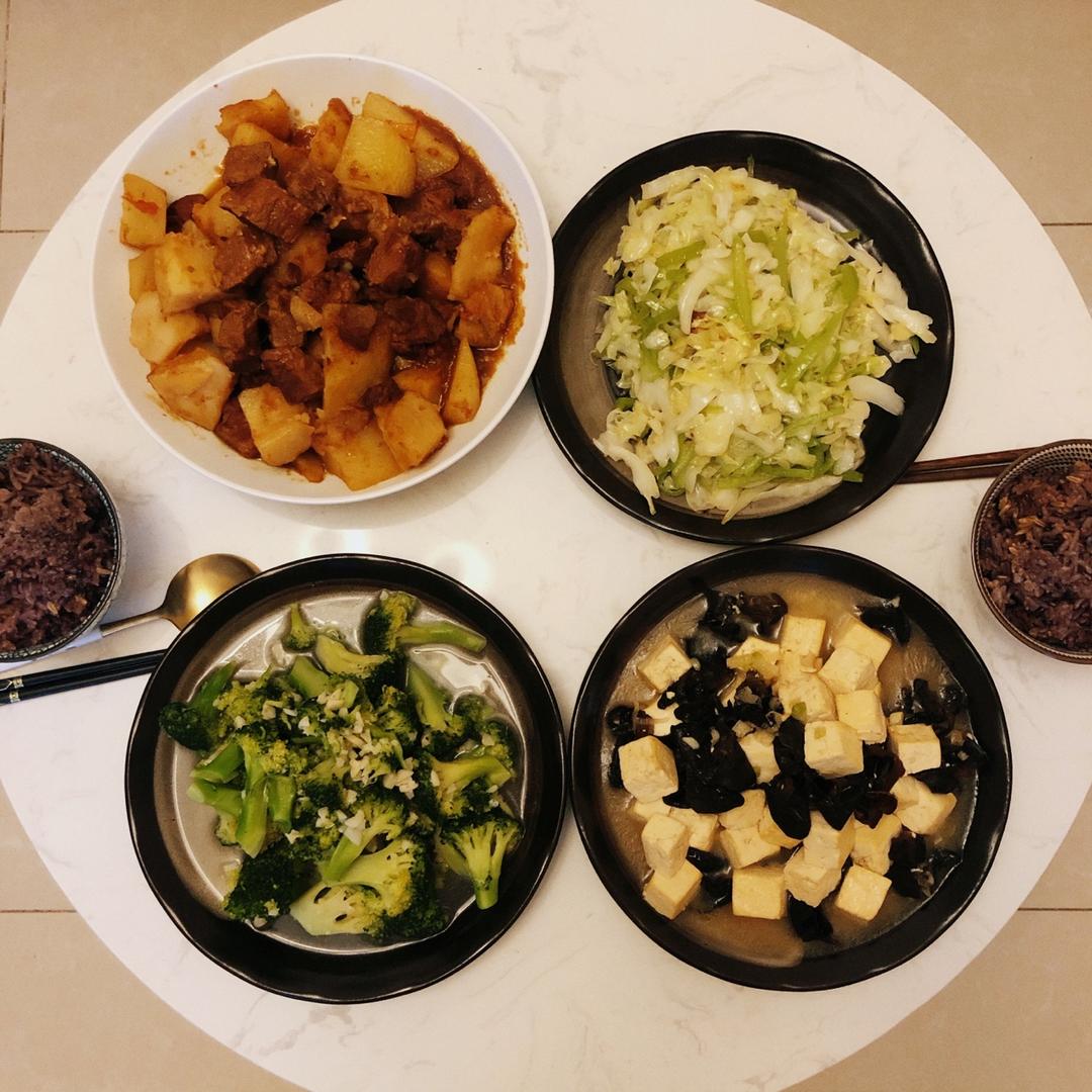 记录我们的晚餐ϵ( 'Θ' )϶