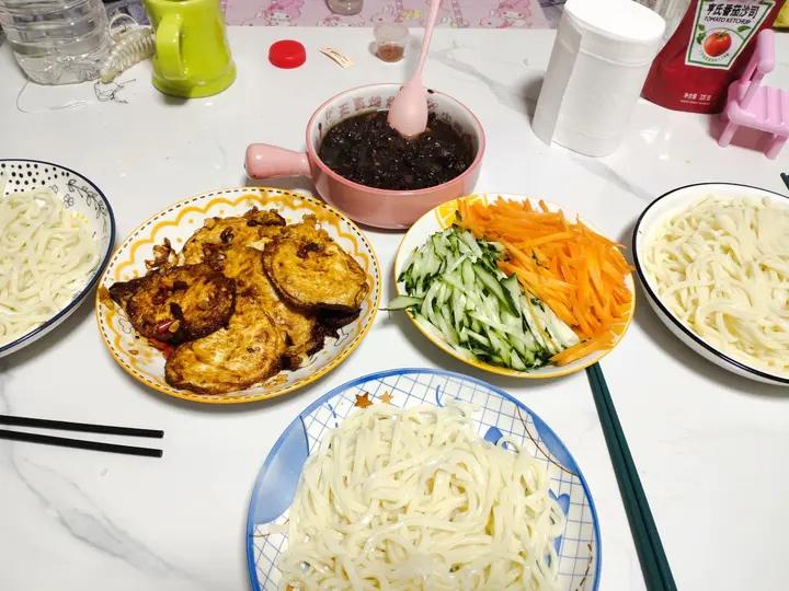 老北京炸酱面（家庭版制作🏡经典老味道🤓🤓）