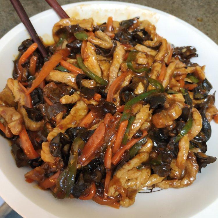 【原创】超下饭的家常川菜-鱼香肉丝（北方口味改良版）