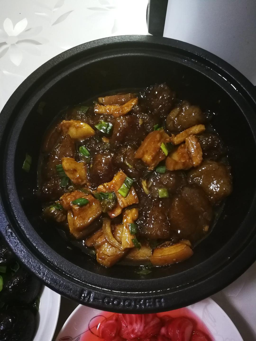 山粉圆子烧肉