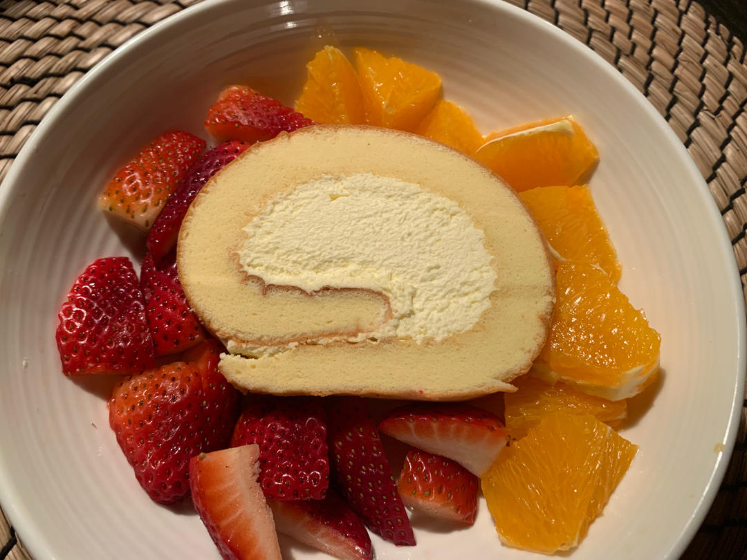 日式棉花瑞士卷，一次成功，口感绵软细腻，春游试试做一个，让你味蕾绽放。