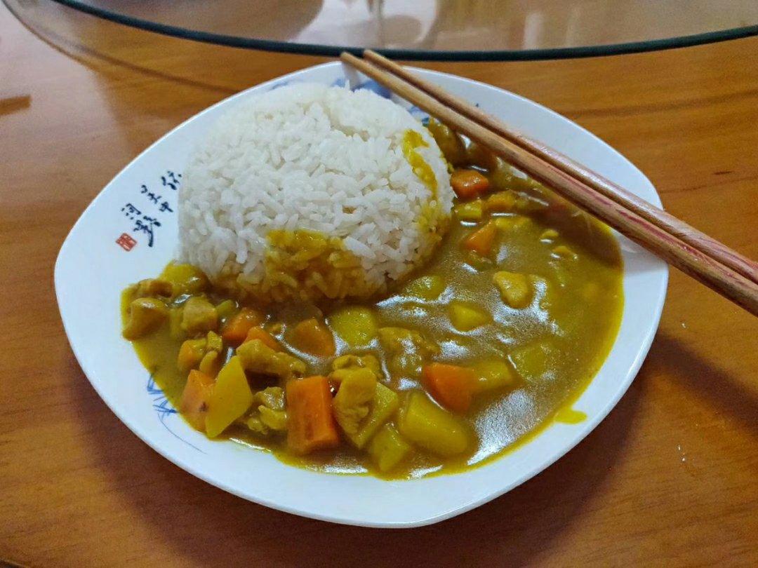 咖喱鸡肉饭