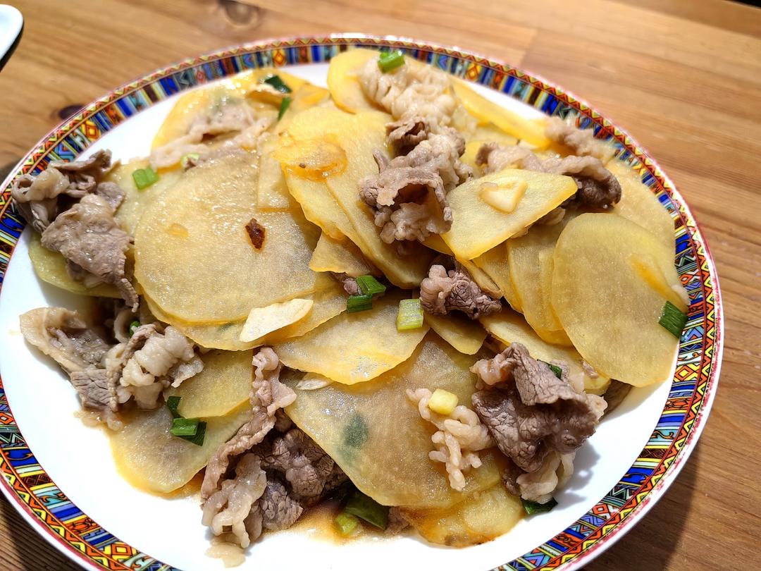 土豆片炒牛肉
