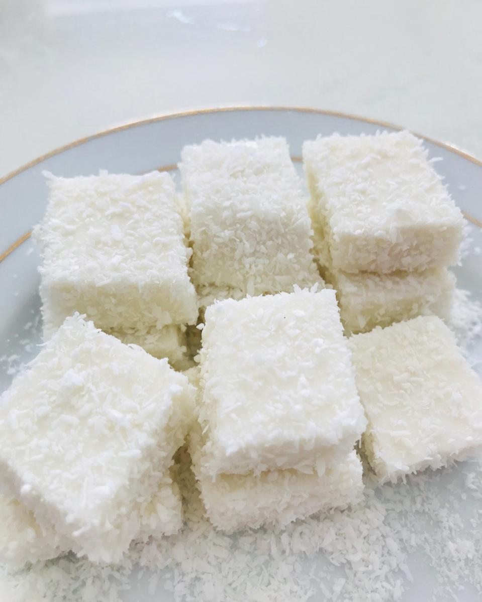 oゞ月光倾城╮做的椰奶冻