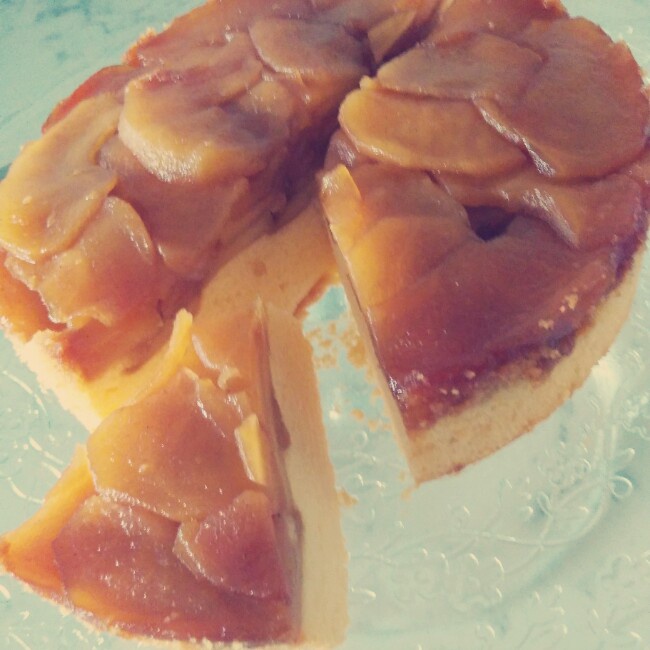 桂味反烤焦糖苹果蛋糕