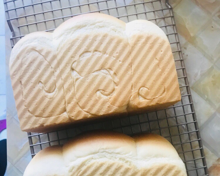 冷藏中种—纯淡奶油制作的北海道吐司的做法
