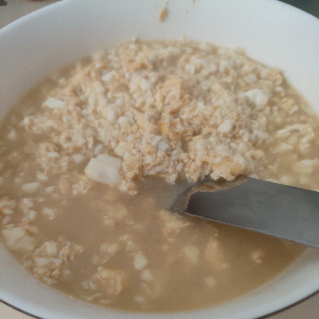 鸡蛋内脂豆腐真的太惊艳了！滑嫩爽口，入口即化，还有那淡淡的鸡蛋香味，配上喜欢的调料，嘎嘎香，嘎嘎好吃！低脂高蛋白，饱腹感强，减脂的姐妹快来试试吧！