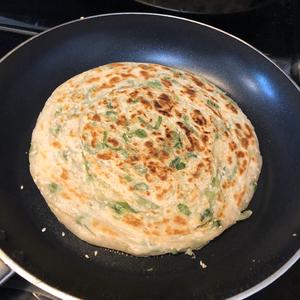 香酥芝麻葱油饼的做法 步骤18