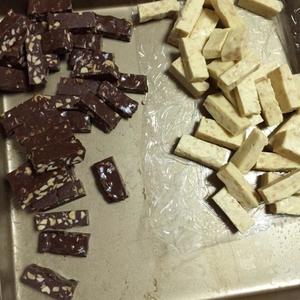 巧克力花生牛轧糖（棉花糖版）的做法 步骤6