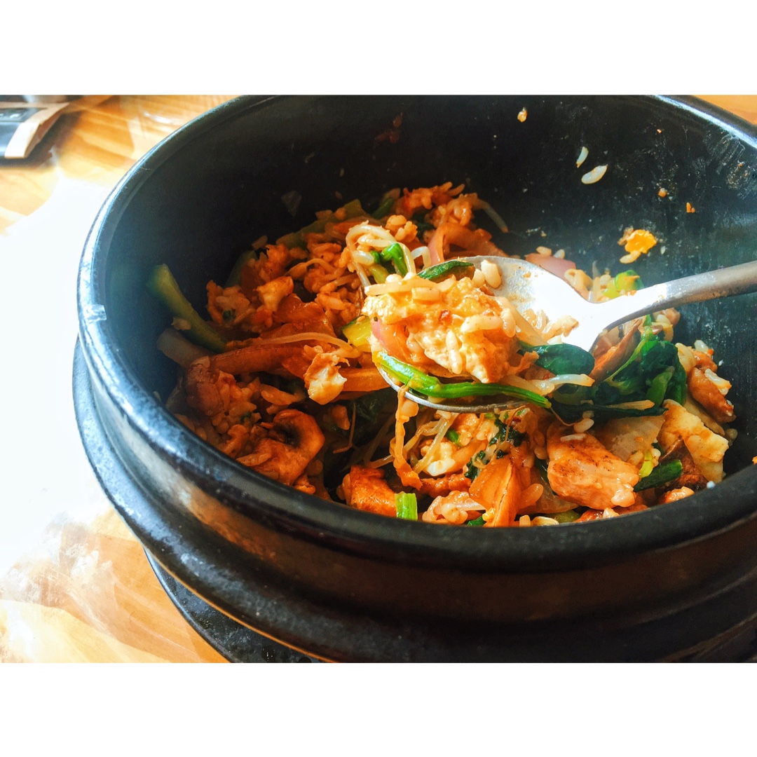 韩国石锅拌饭