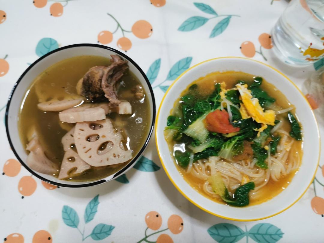莲藕老鸭汤