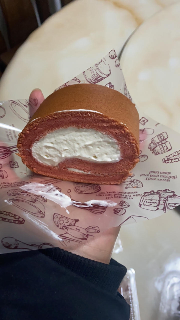 戚风蛋糕卷，快手美味0失败‼️不掉皮不开裂