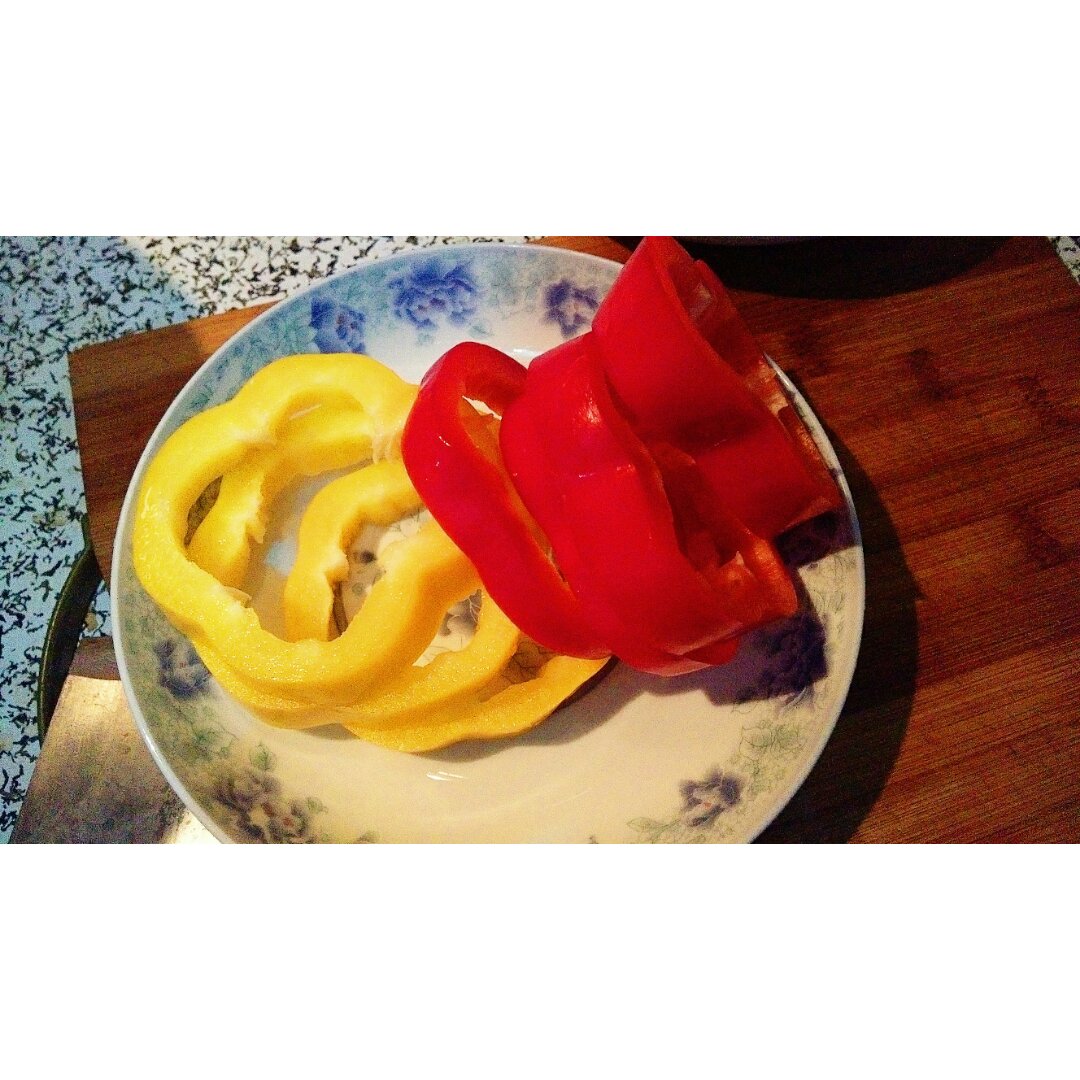 平淡日子里的刺i