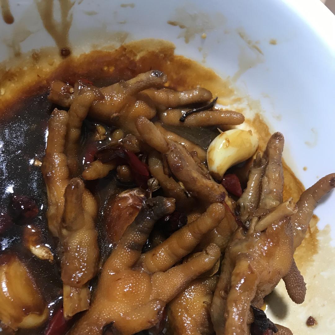 “销魂”卤鸡爪