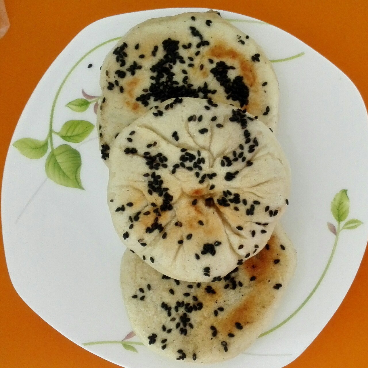 尖椒茄子馅饼