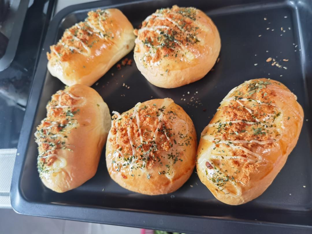 肉松沙拉酱面包（65度汤种）