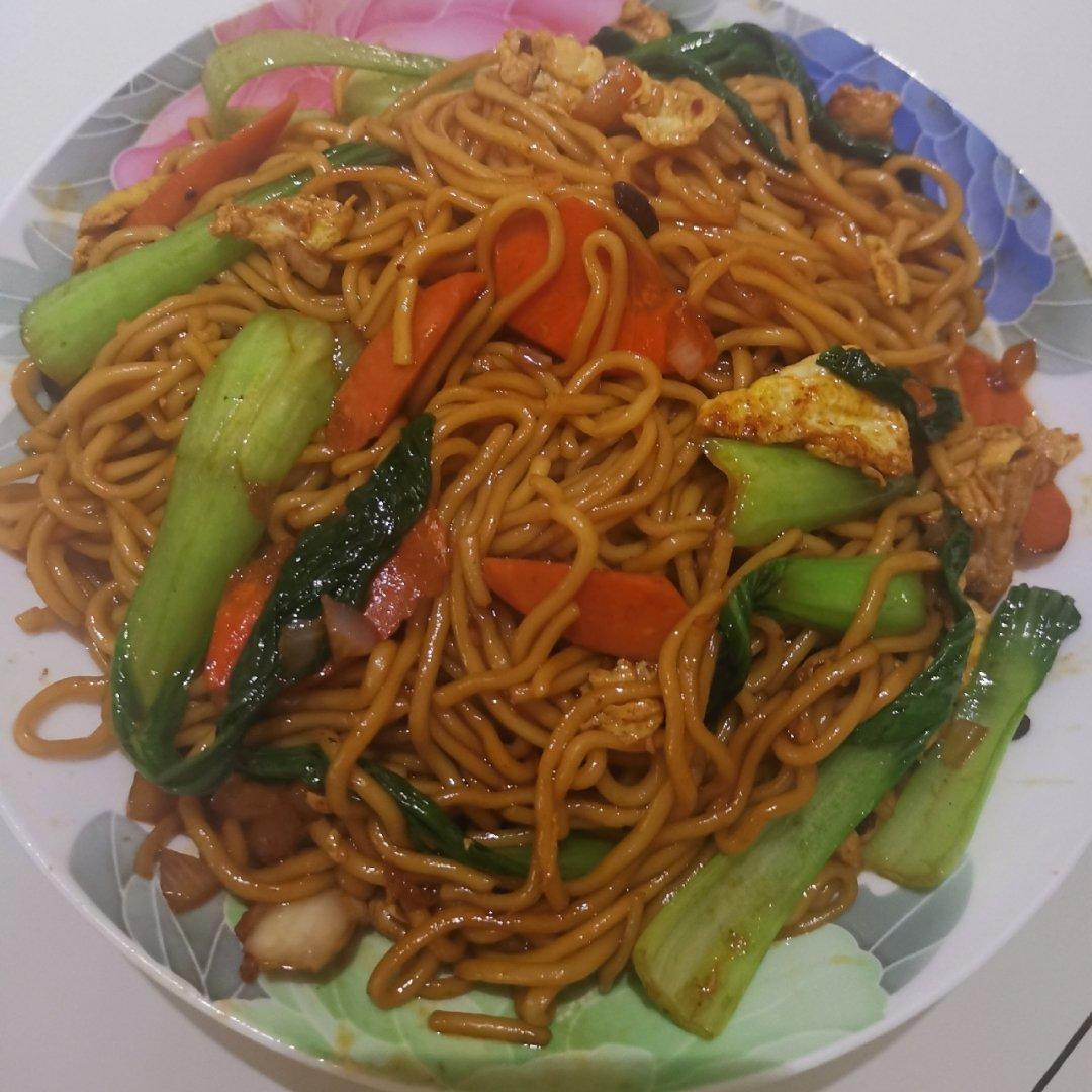 🍜最简单最好吃的家常炒面