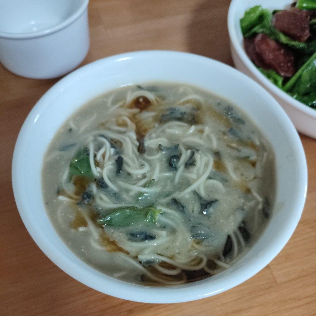 山野菜杂面条的家常做法
