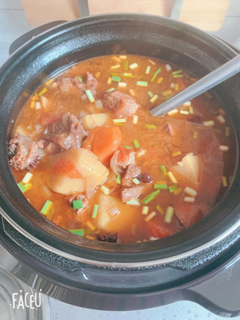 番茄土豆炖牛腩