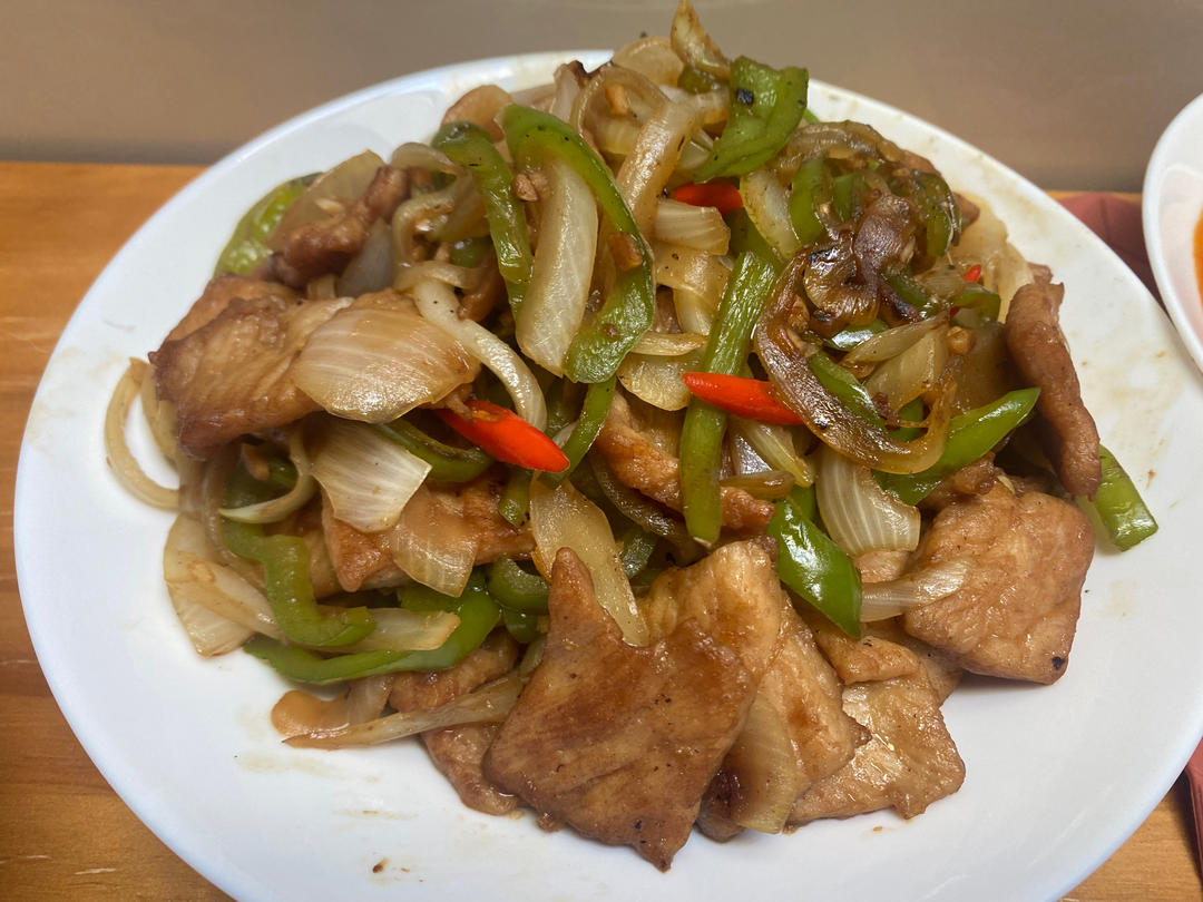 【小高姐】青椒牛肉 如何炒出嫩滑的牛肉