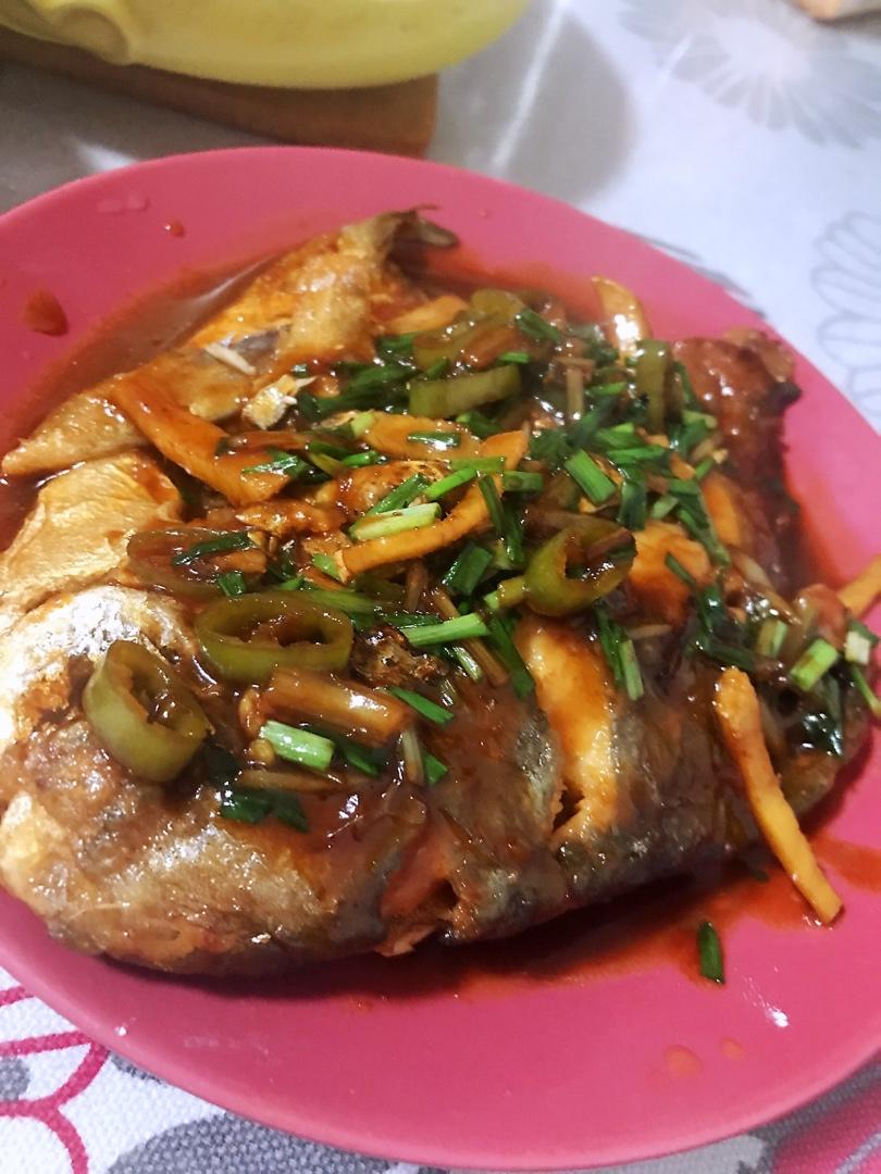 家常红烧鲳鱼