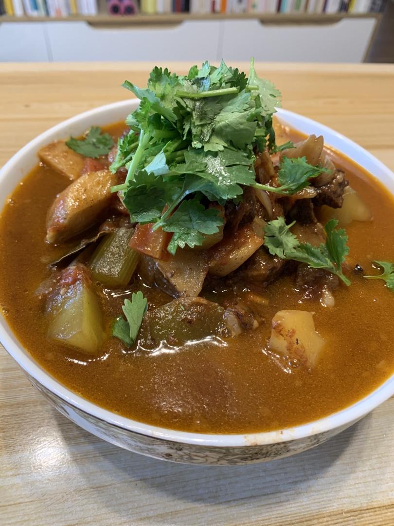 番茄土豆炖牛腩
