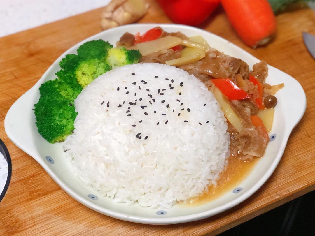 肥牛饭