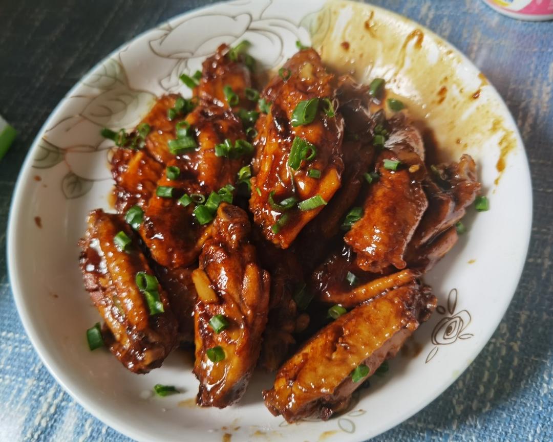 超级好吃的红烧可乐鸡翅